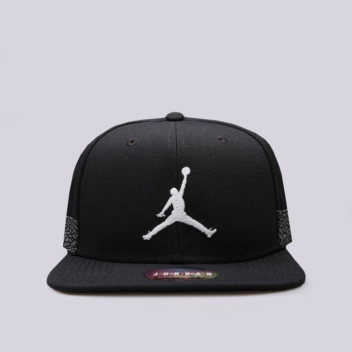 Бейсболка Air Jordan черная Jumpman