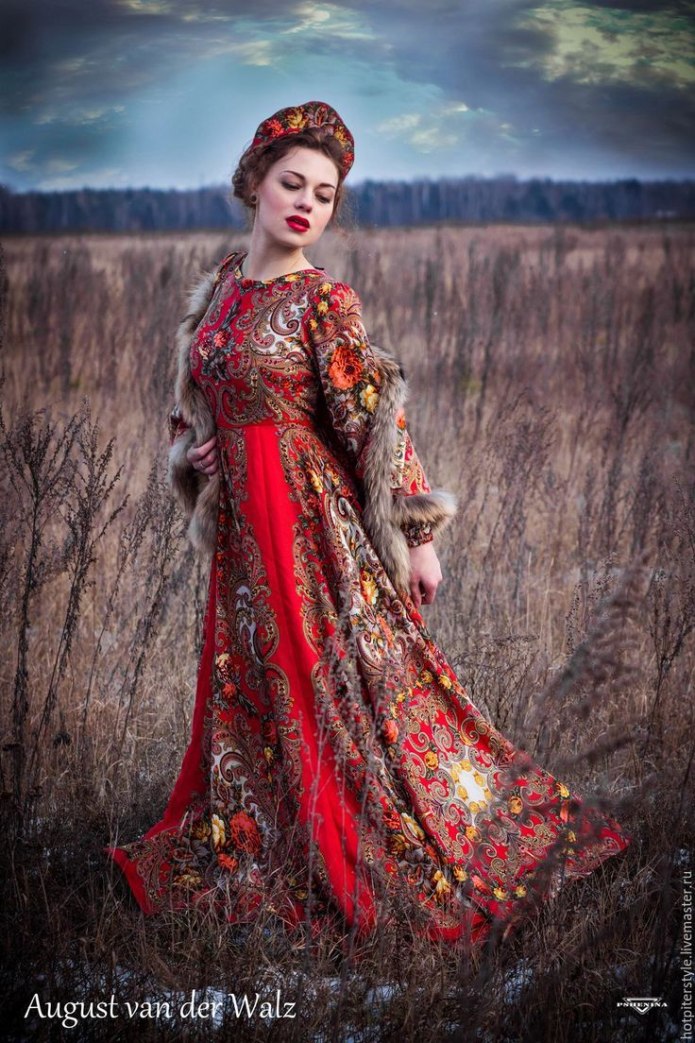 Платье в русском стиле