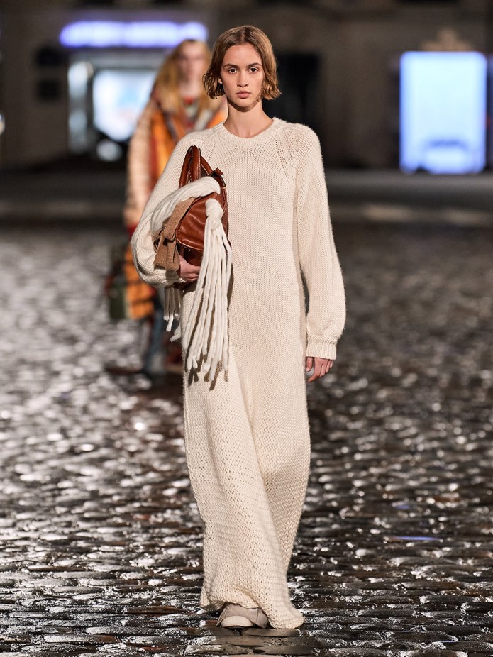 "Chloe 2021 Fall Winter"