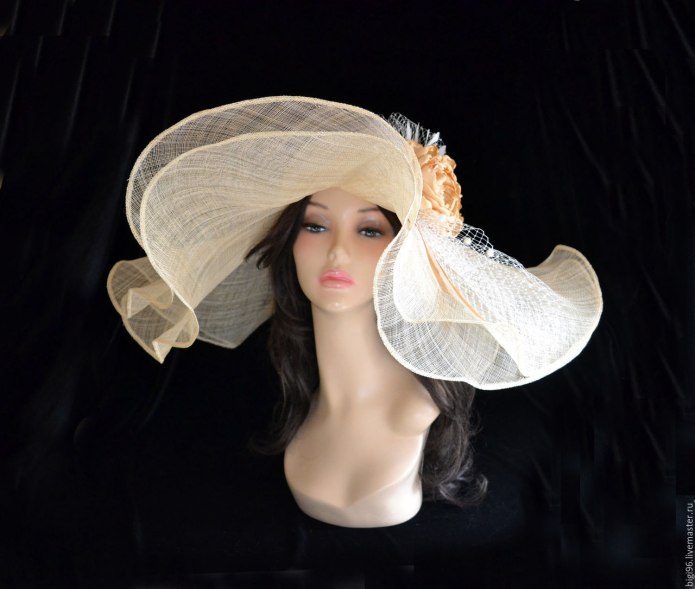 Royal Ascot Ladies Smart hats