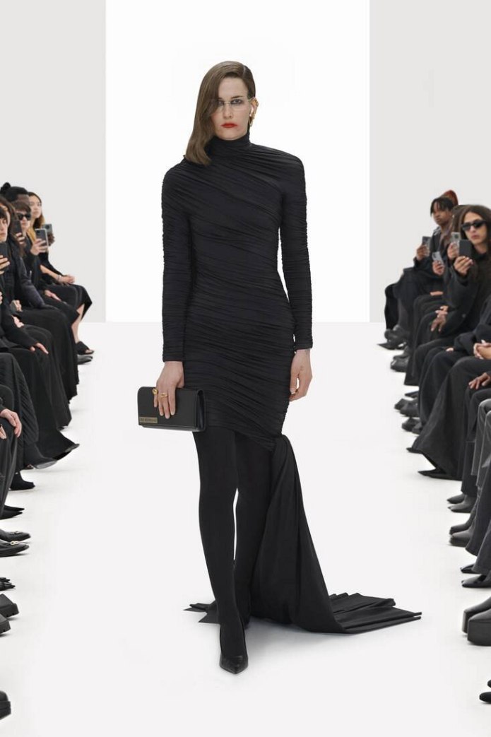 Balenciaga 2022 Весна-лето
