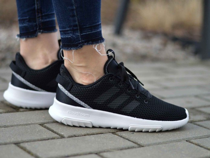 Кроссовки adidas Galaxy 3