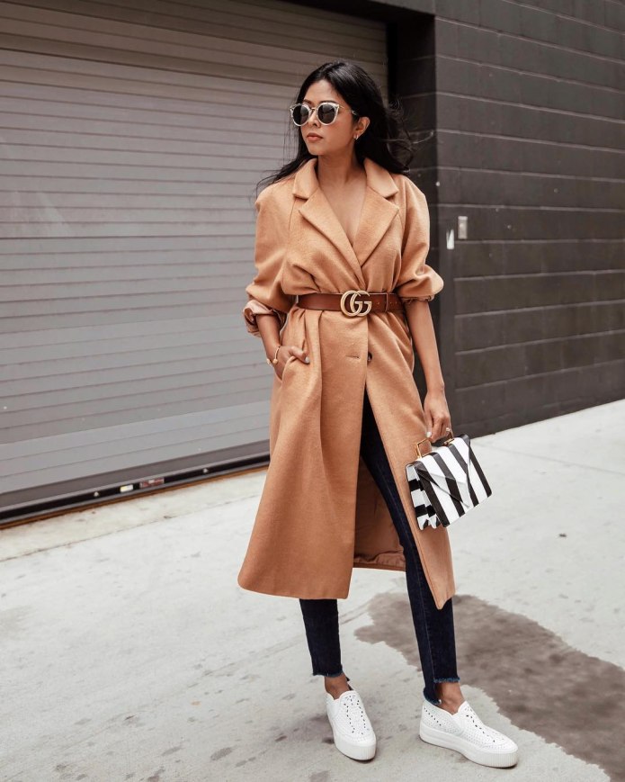 Тренч цвета кэмэл Street Style