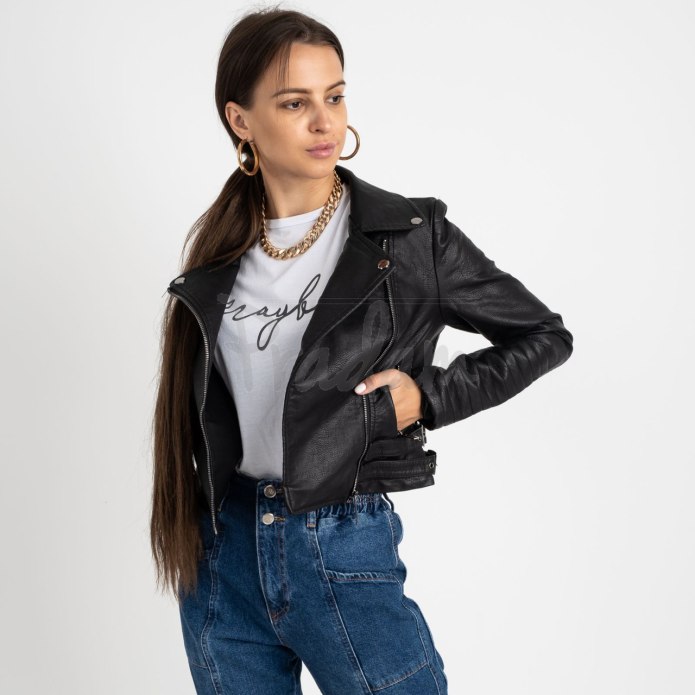 Bershka куртка кожаная черная укороченная