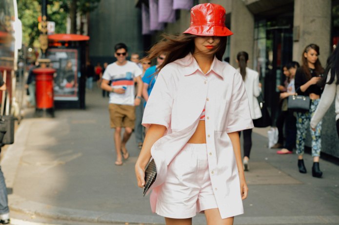 Fendi стритстайл 2020