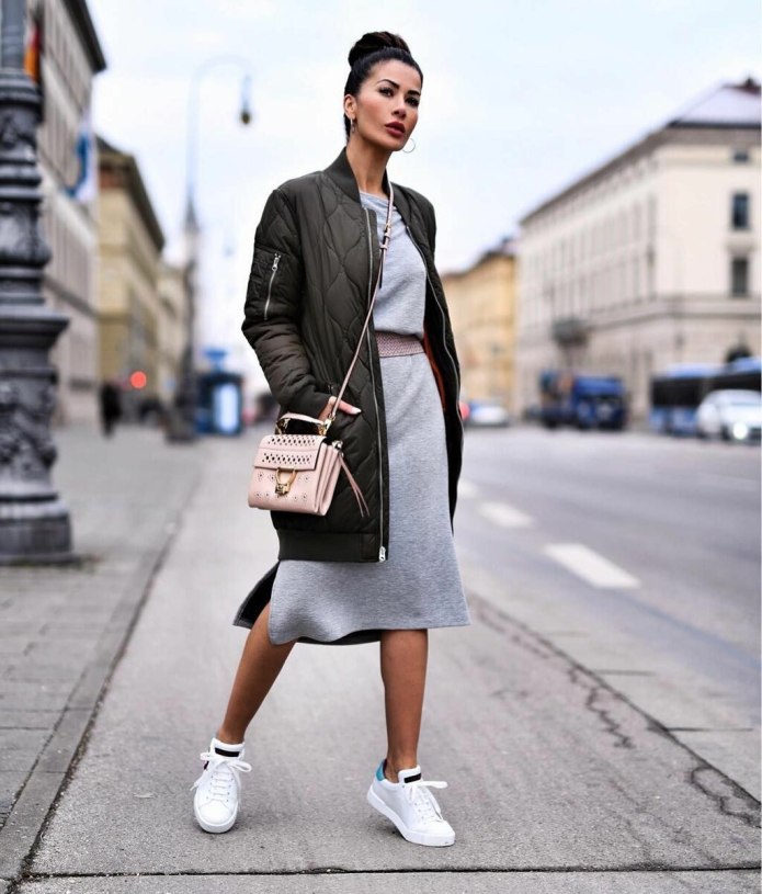 Adidas Superstar look