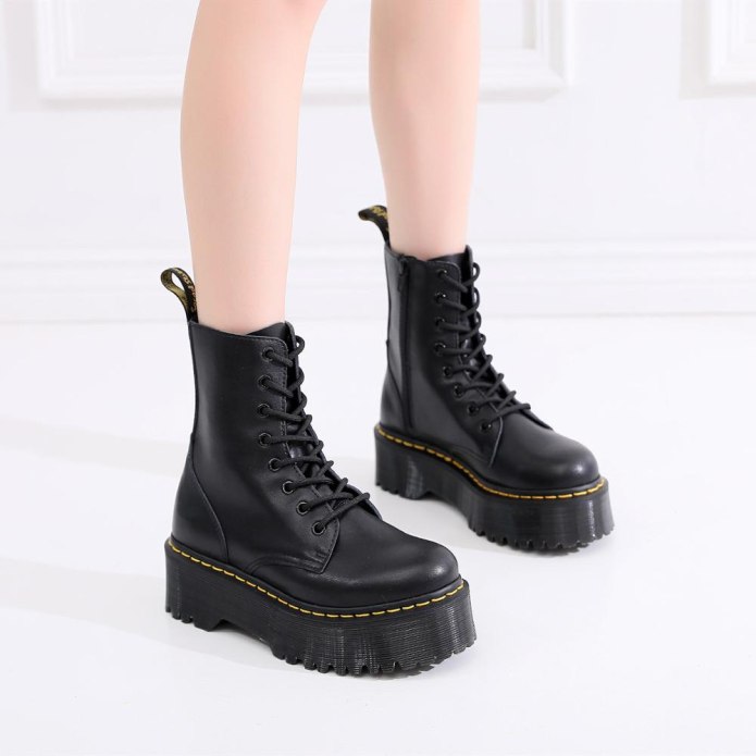 Dr Martens Black High sole
