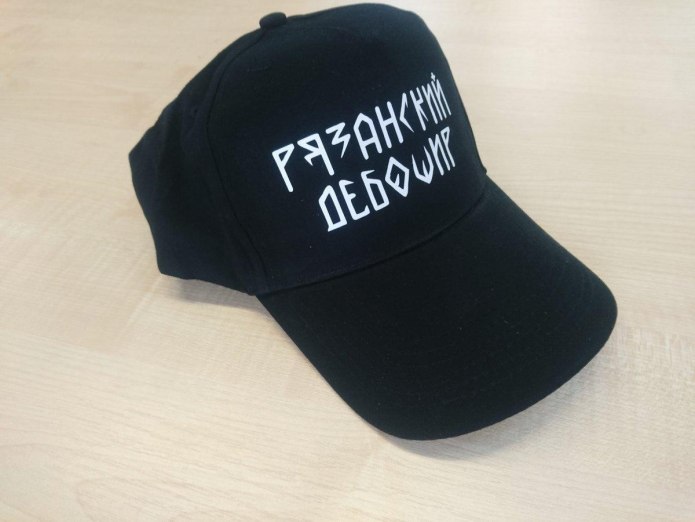 Термотрансферная печать на бейсболках