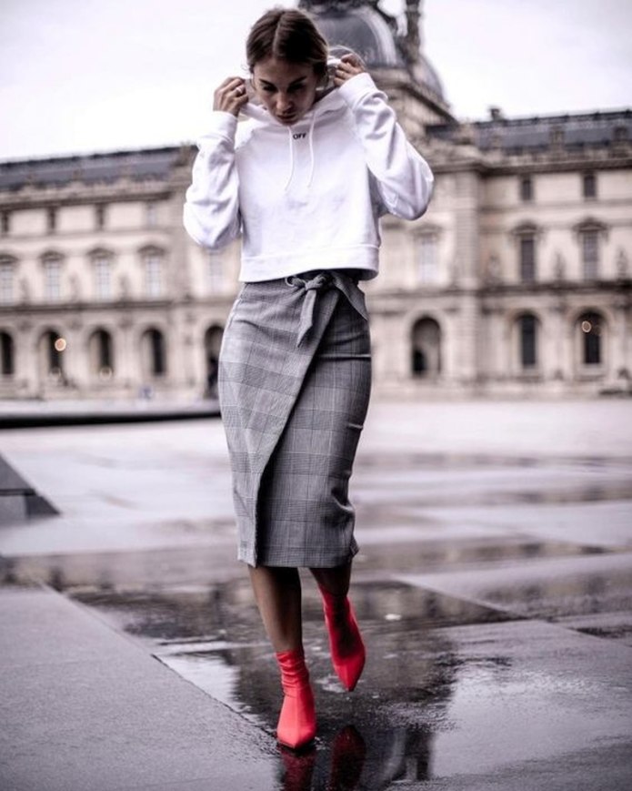 Юбка плиссе 2021 тренд Street Style
