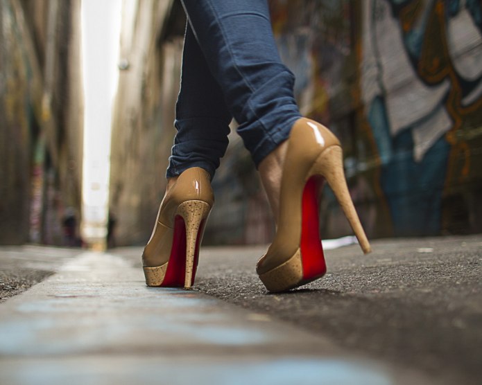 Christian louboutin hot chick 130