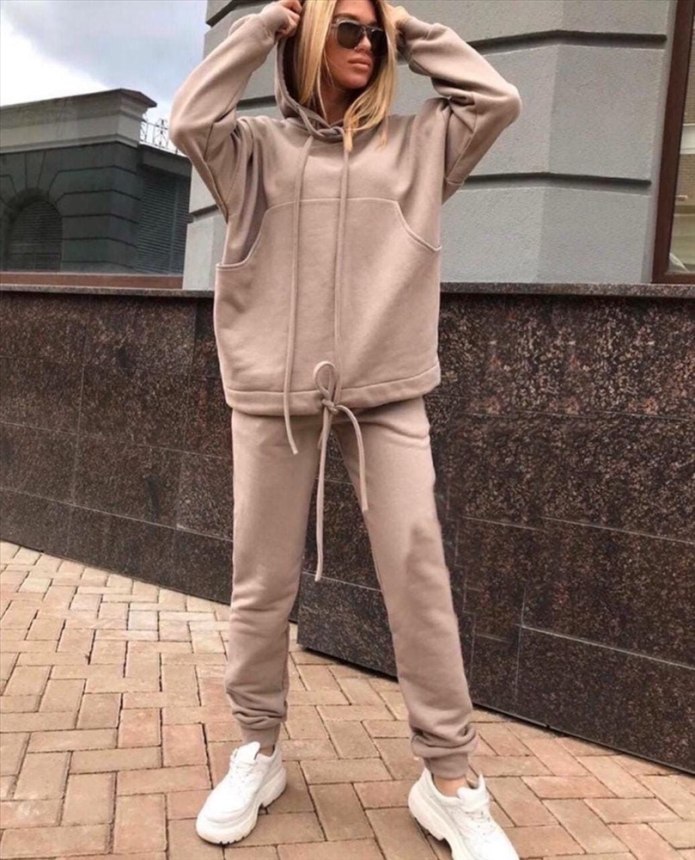 Спортивный костюм женский 2021