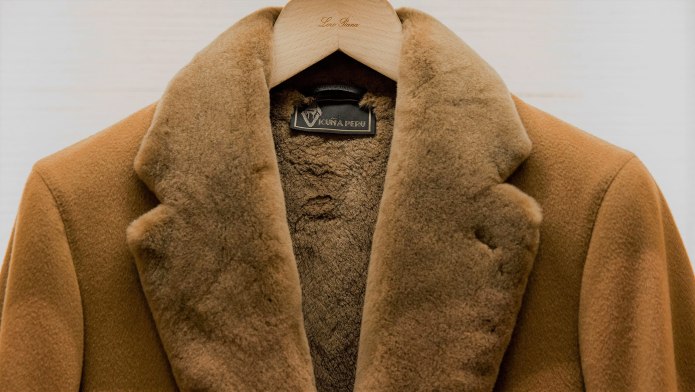 Loro Piana пальто из викуньи