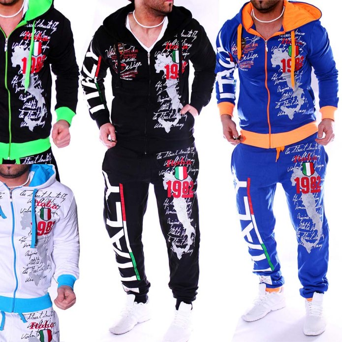 Спортивный костюм женский