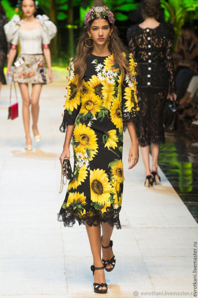 Платье Dolce Gabbana m0131