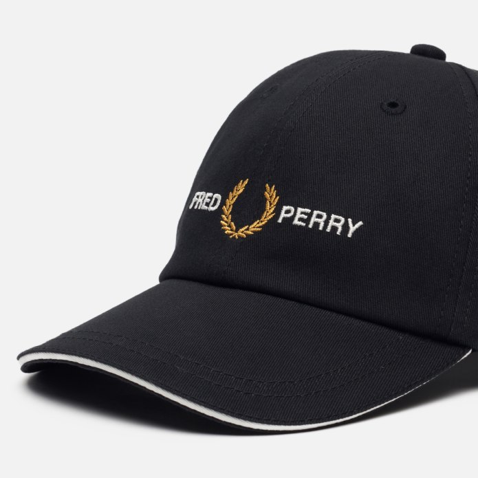 Восьмиклинка Fred Perry