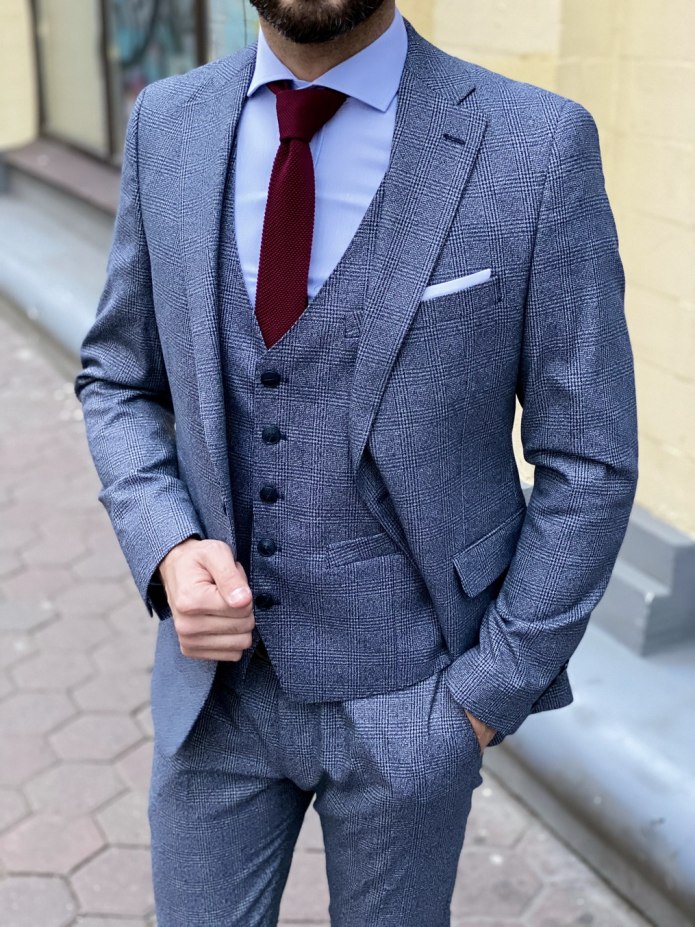 Костюм тройка Виктор Энза