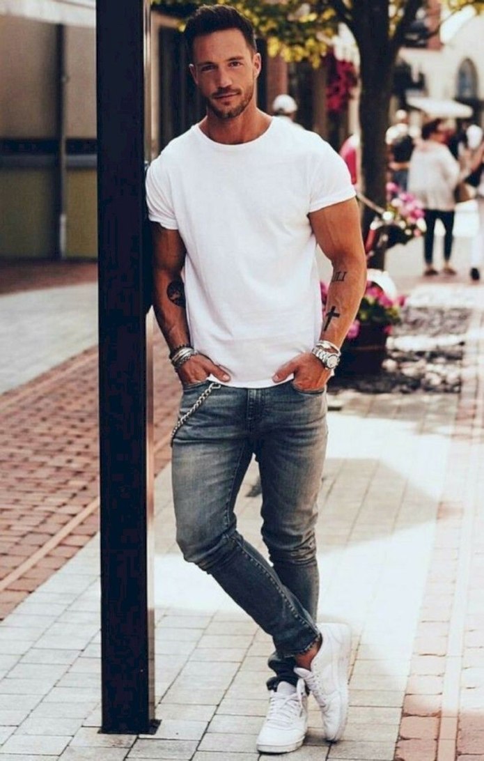 Adidas Superstar look
