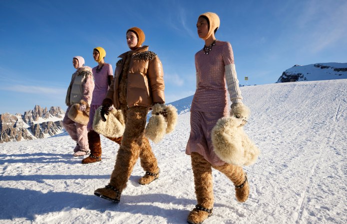 Miu Miu показ в Альпах