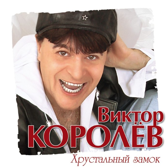 Красивые девушки в бейсболках