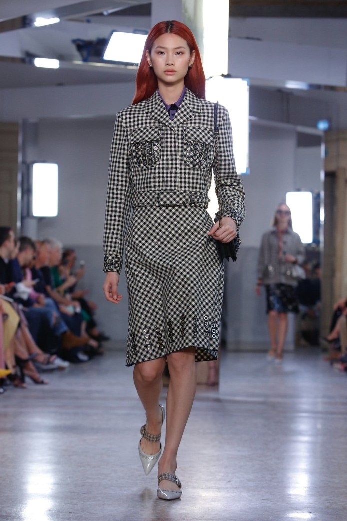 Bottega Veneta pre Fall 2022 куртка