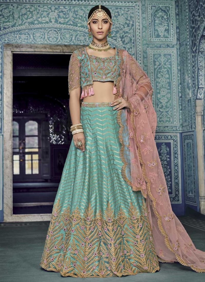Shraddha Arya Lehenga