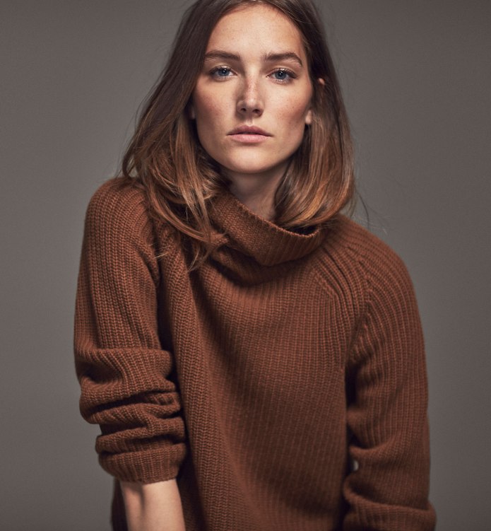 Зеленое платье massimo Dutti