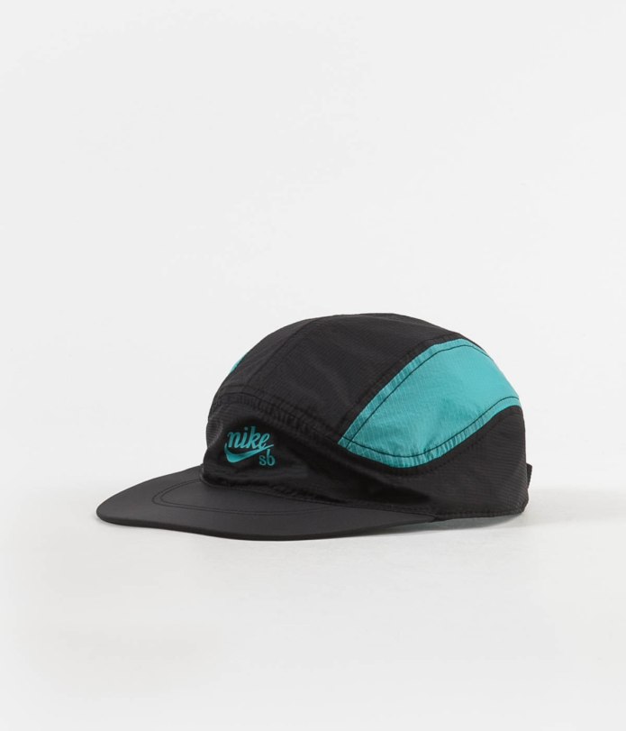 Кепка Nike Legacy 91 Metal Futura cap
