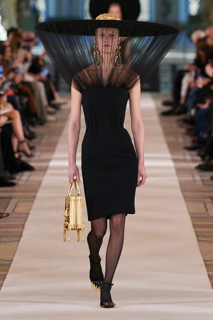 Valentino Кутюр 2022