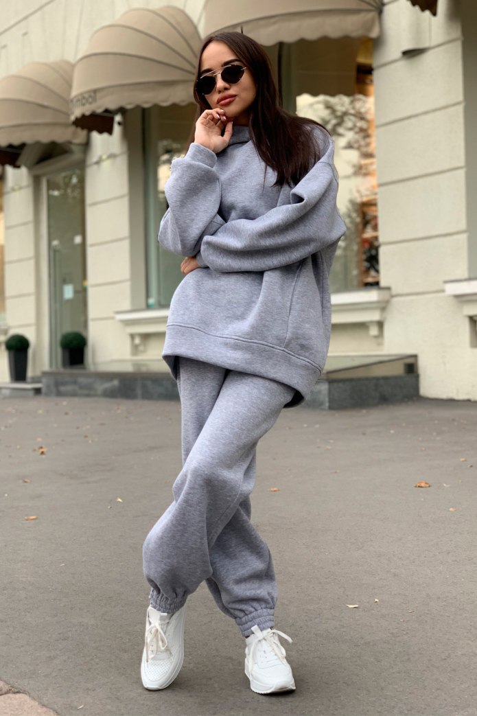 Костюм из футера женский