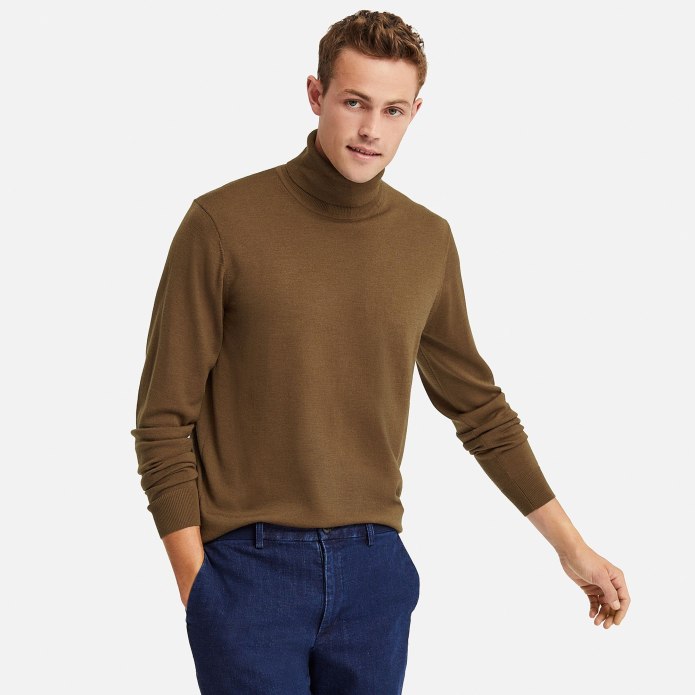 JW Anderson Uniqlo водолазка