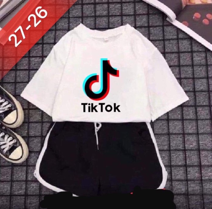 Спортивный костюм тик ток