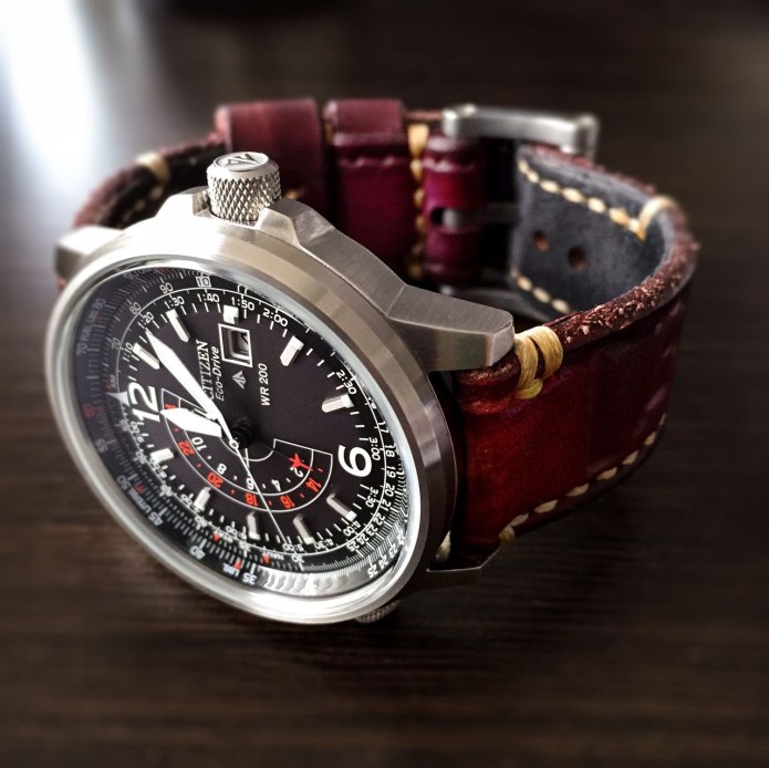 Наручные часы Timex Red Wing