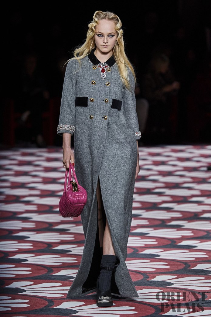 Miu Miu осень зима 2021-2022
