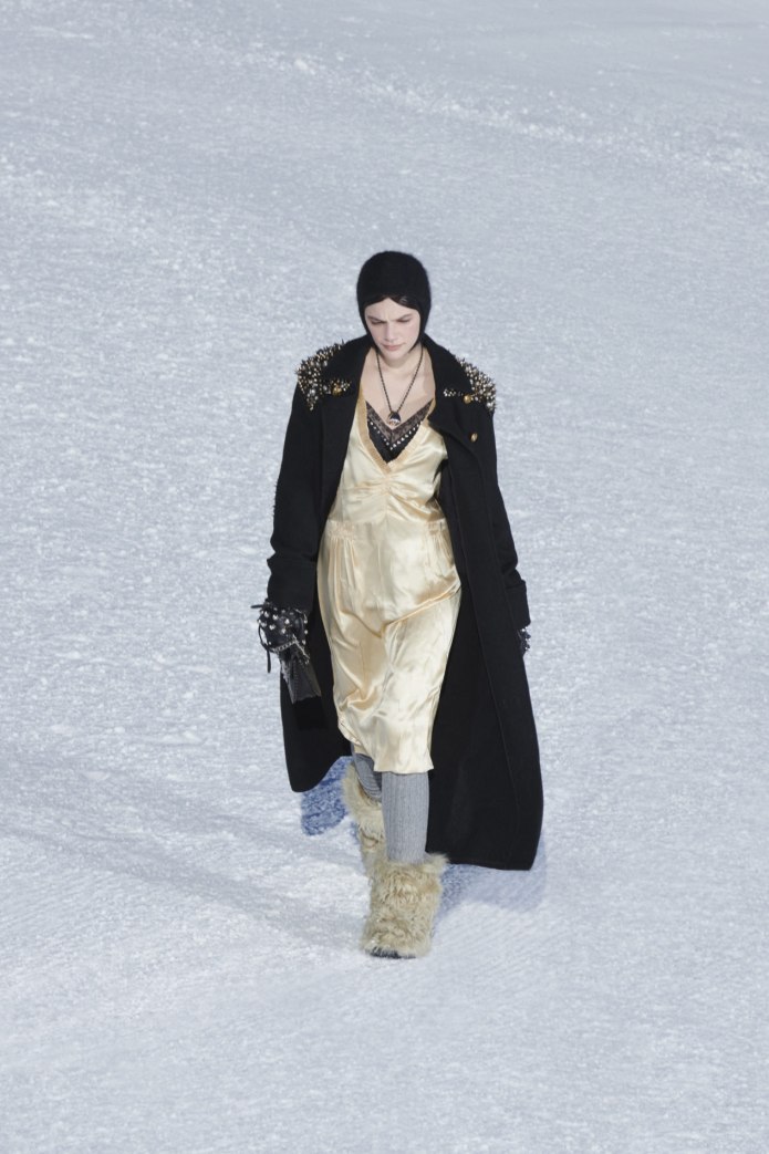 Miu Miu зима 2021 2022