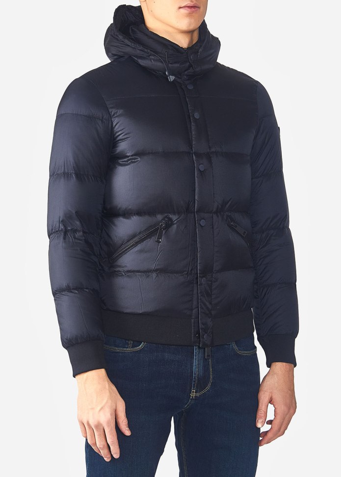 Ea7 Emporio Armani пуховик