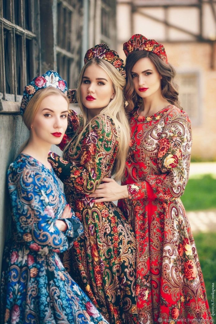Костюмы в русском стиле современные