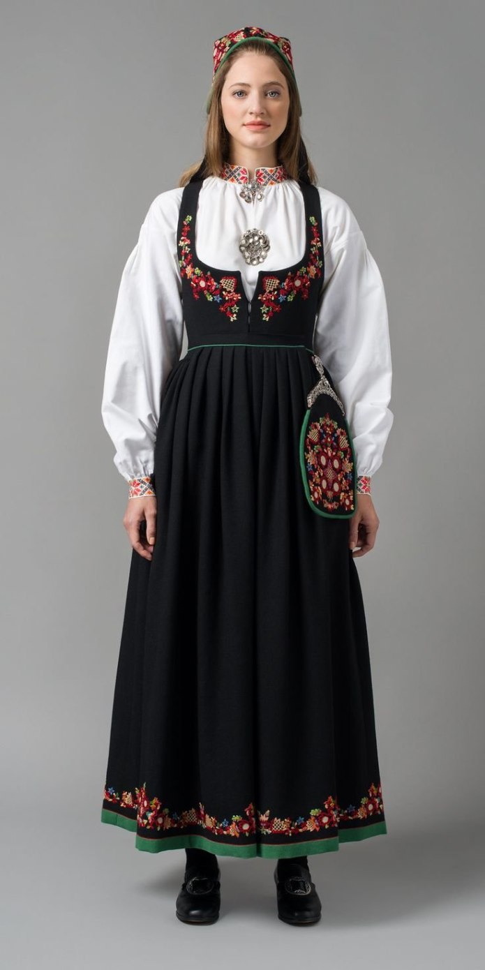 Финский национальный костюм