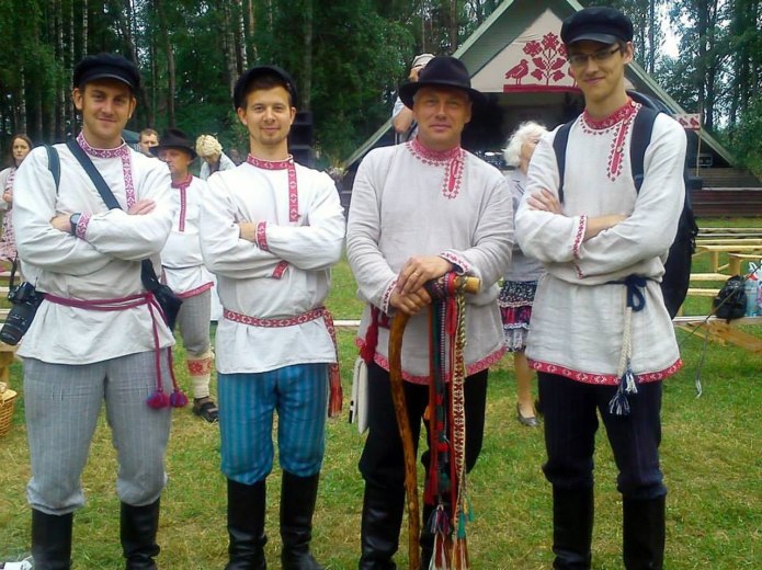 Эстонцы национальный костюм