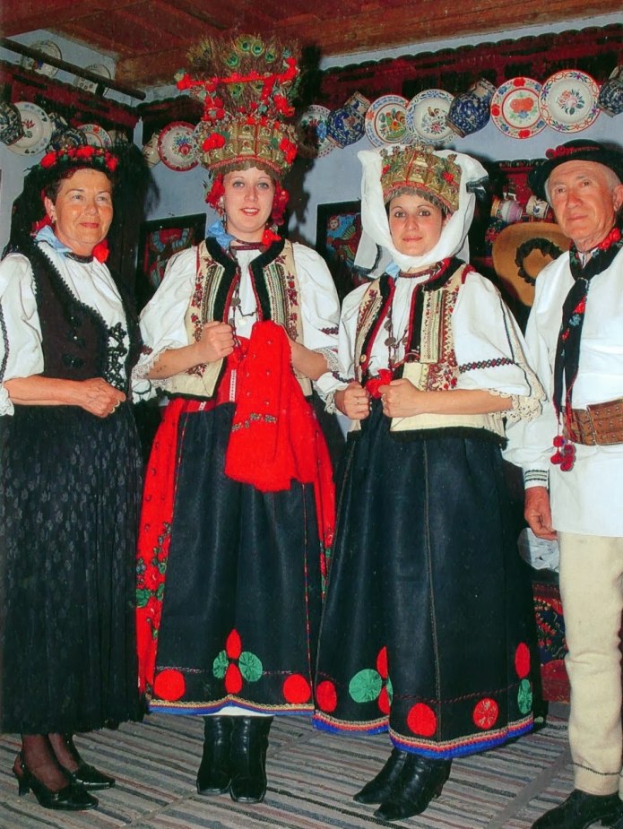 Эстонцы современные