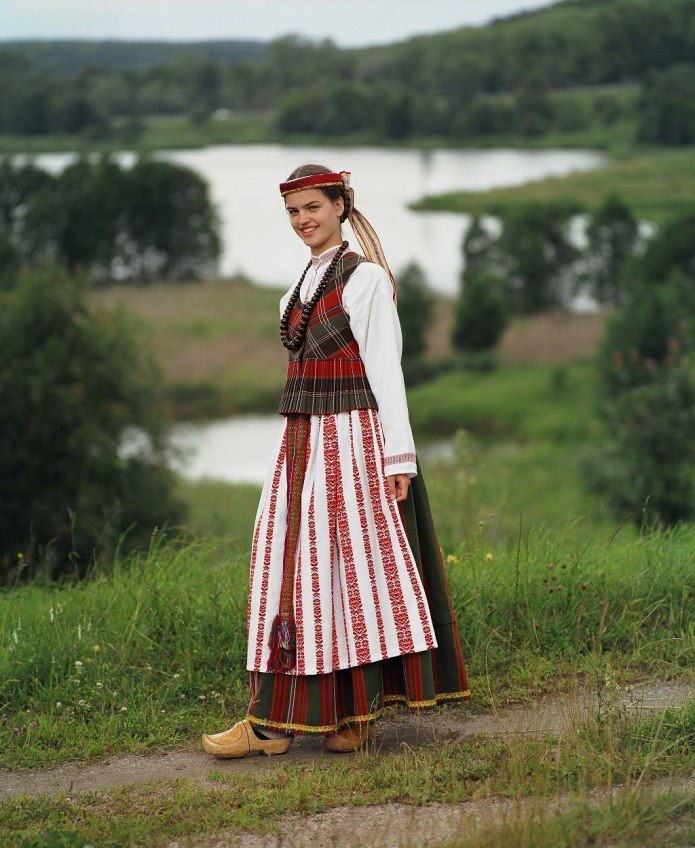 Lielvarde Latvia народный костюм