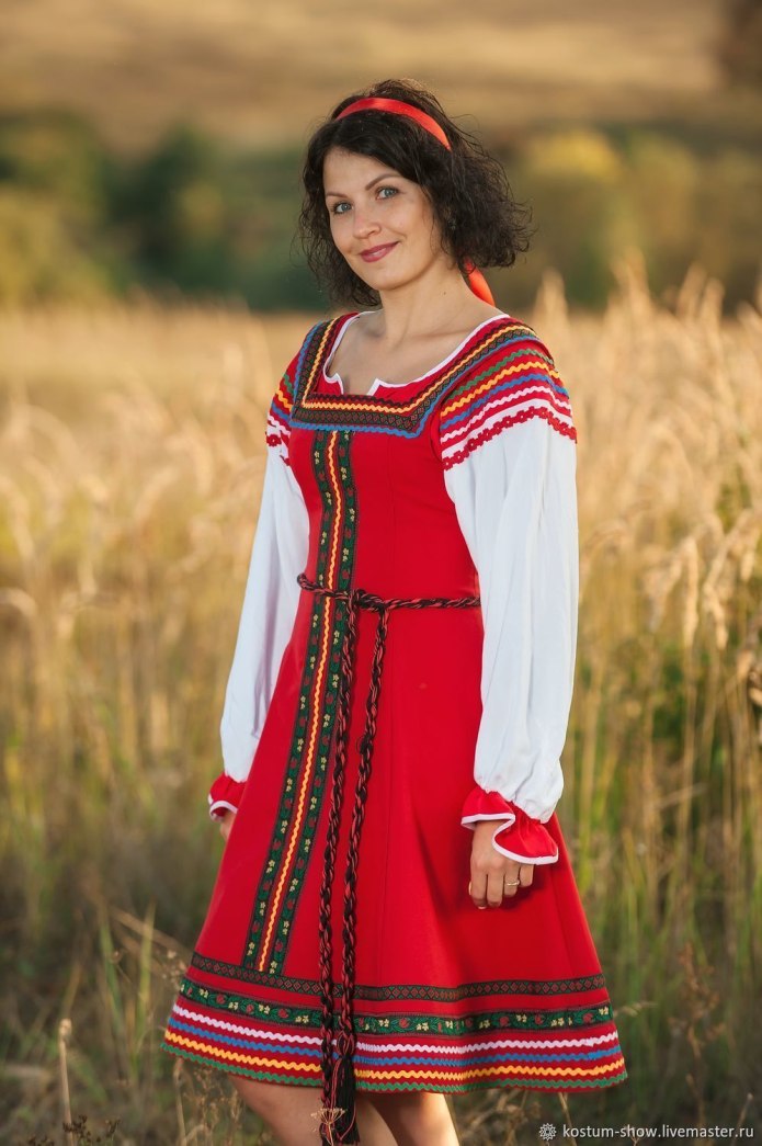 Русский нарядный костюм