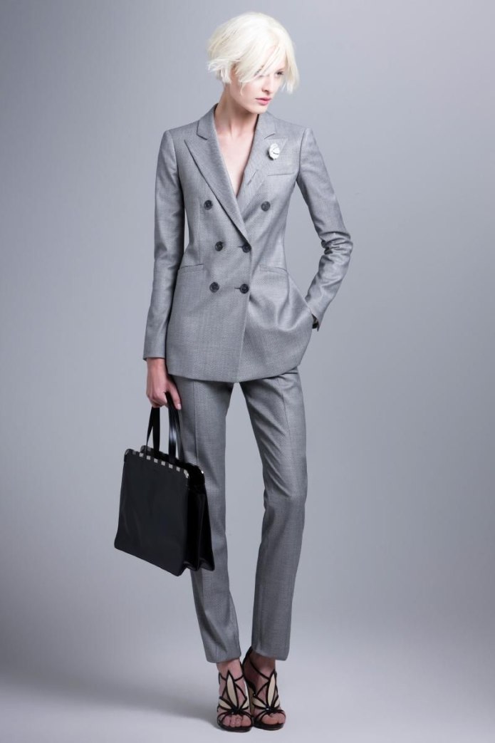 Брючный костюм Giorgio Armani
