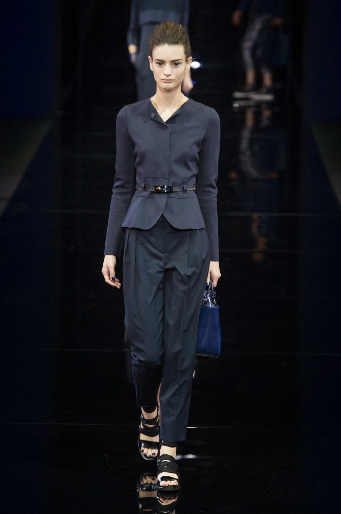 Armani Collezioni костюм