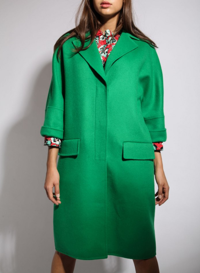 Зеленое пальто Zara