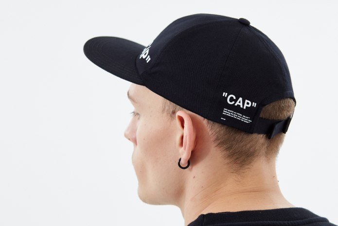 Бейсболка off White