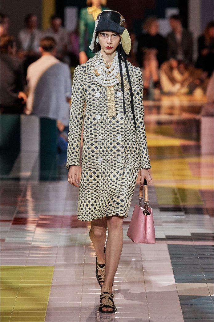 Черное платье Prada с2751