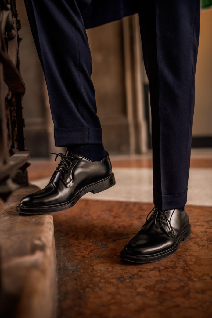 2022 Mens Dress Shoes Genuine Leather men Formal Shoes Pointed Toe Lace up Business Oxford Shoes Black Brown Luxury Footwear