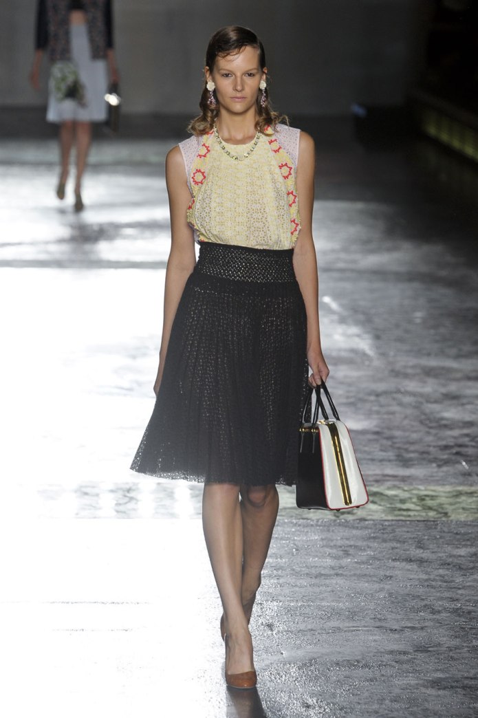 Платье Prada с поясом