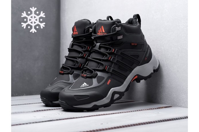Ботинки adidas Terrex Winter черные