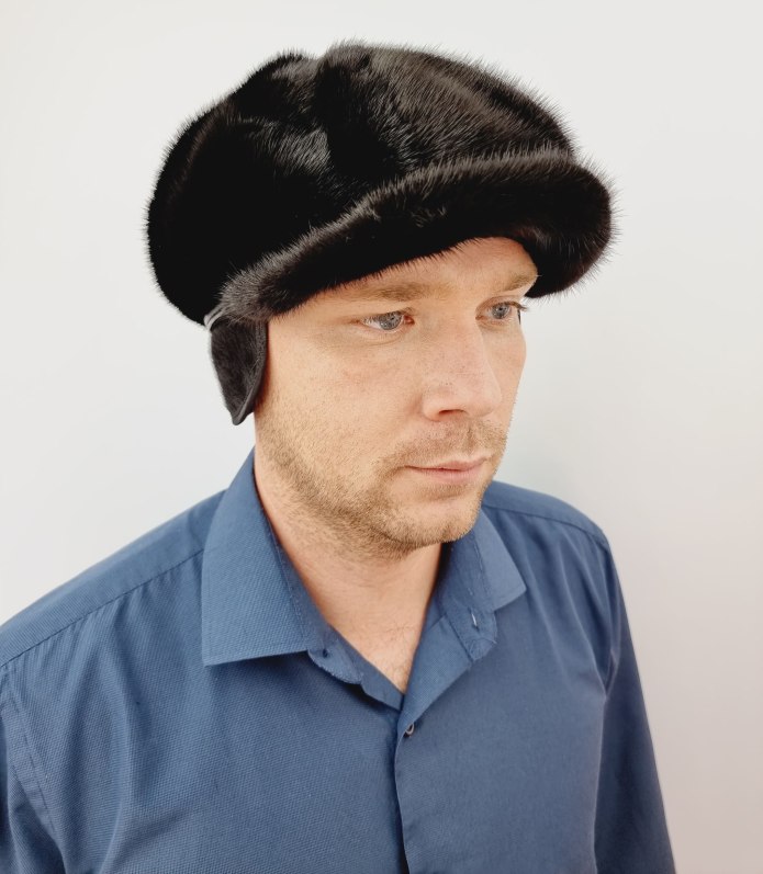Шапка Boss норка с козырьком мужская
